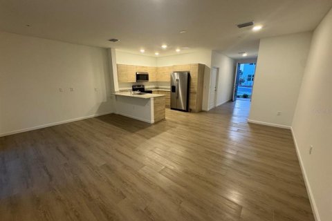Adosado en venta en Orlando, Florida, 3 dormitorios, 156.73 m2 № 2205123 - foto 6