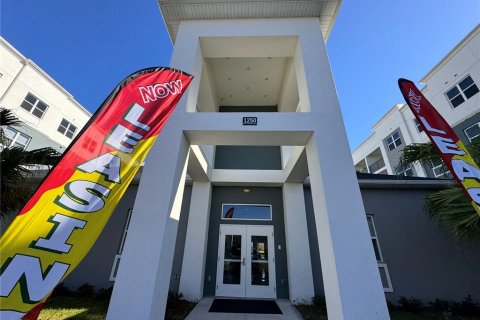 Adosado en venta en Orlando, Florida, 3 dormitorios, 156.73 m2 № 2205123 - foto 21