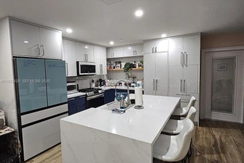 Casa en venta en Cutler Bay, Florida, 3 dormitorios, 93.65 m2 № 1993741 - foto 6