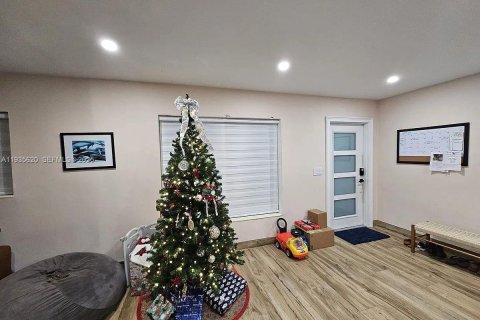 Casa en venta en Cutler Bay, Florida, 3 dormitorios, 93.65 m2 № 1993741 - foto 15