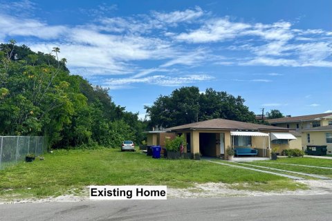 Casa en venta en Hollywood, Florida, 3 dormitorios, 133.78 m2 № 2274474 - foto 2