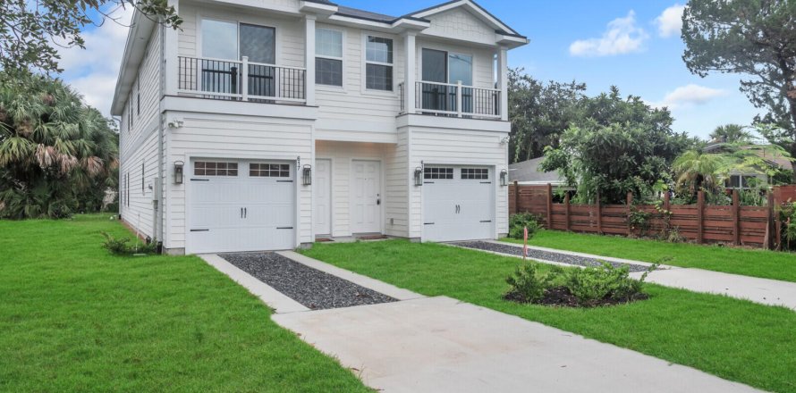 Villa ou maison à Jacksonville Beach, Floride 4 chambres, 162.58 m2 № 832155