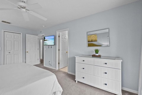Townhouse in Davenport, Florida 4 bedrooms, 172.43 sq.m. № 1561669 - photo 18