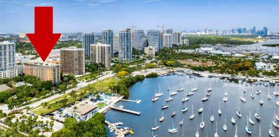 Condo in Miami, Florida, 1 bedroom  № 2053028
