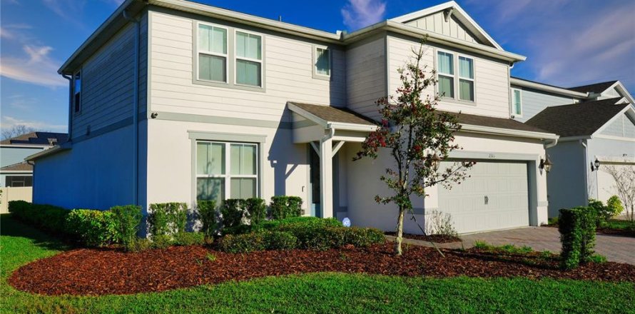 House in Oviedo, Florida 4 bedrooms, 270.16 sq.m. № 1572130