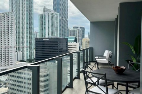 Condominio en alquiler en Miami, Florida, 3 dormitorios, 172.43 m2 № 2046115 - foto 22