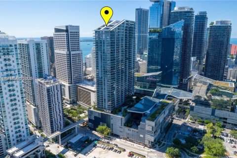 Condominio en alquiler en Miami, Florida, 3 dormitorios, 172.43 m2 № 2046115 - foto 26