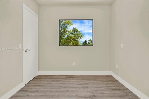 Condo in Miami, Florida, 3 bedrooms  № 2252105 - photo 20