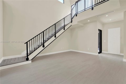 Condo in Miami, Florida, 3 bedrooms  № 2252105 - photo 16