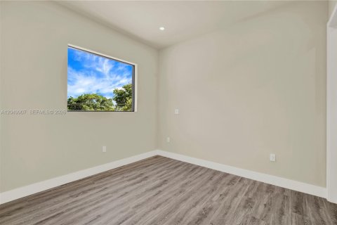 Condo in Miami, Florida, 3 bedrooms  № 2252105 - photo 19