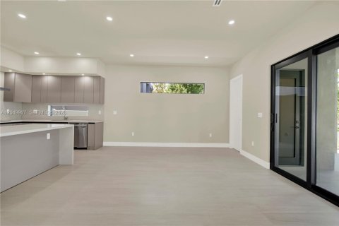 Condo in Miami, Florida, 3 bedrooms  № 2252105 - photo 7