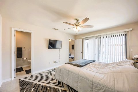 Villa ou maison à vendre à Fort Myers, Floride: 2 chambres, 93.65 m2 № 1894953 - photo 14