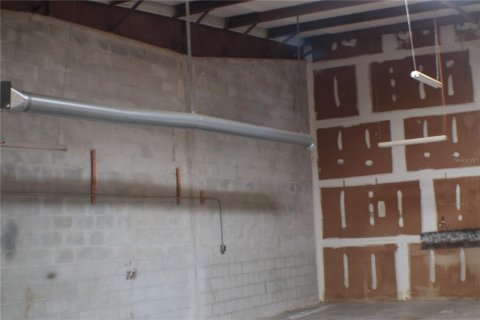 Immobilier commercial à vendre à Englewood, Floride: 112.13 m2 № 1903147 - photo 5