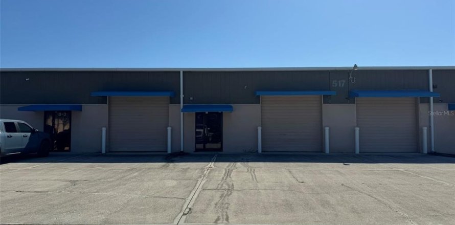 Immobilier commercial à Englewood, Floride 112.13 m2 № 1903147