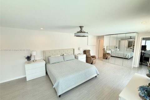Casa en venta en Hollywood, Florida, 3 dormitorios, 130.06 m2 № 1859223 - foto 24
