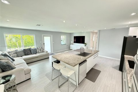 Casa en venta en Hollywood, Florida, 3 dormitorios, 130.06 m2 № 1859223 - foto 10