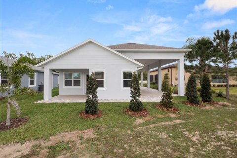 House in Polk City, Florida 2 bedrooms, 147.34 sq.m. № 1855398 - photo 5