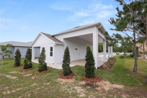 House in Polk City, Florida 2 bedrooms, 147.34 sq.m. № 1855398 - photo 4