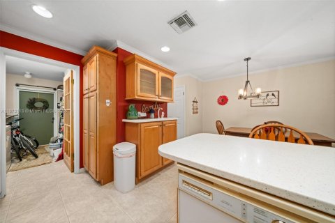 Casa en venta en Sebring, Florida, 2 dormitorios, 137.68 m2 № 1924367 - foto 10