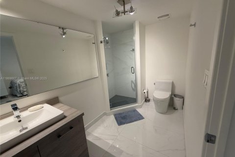 Condominio en alquiler en Sunny Isles Beach, Florida, 2 dormitorios, 146.69 m2 № 2059683 - foto 14