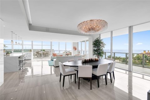 Condominio en venta en Fort Lauderdale, Florida, 4 dormitorios, 349.96 m2 № 1488928 - foto 1