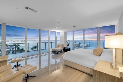 Condominio en venta en Fort Lauderdale, Florida, 4 dormitorios, 349.96 m2 № 1488928 - foto 21