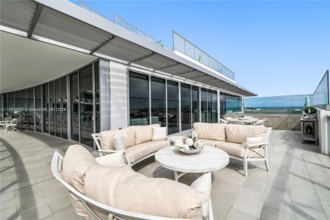 Condominio en venta en Fort Lauderdale, Florida, 4 dormitorios, 349.96 m2 № 1488928 - foto 14