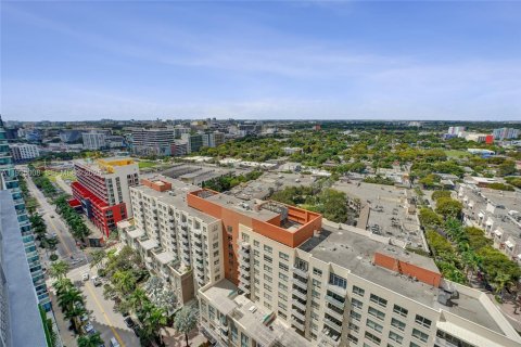 Condo in Miami, Florida, 1 bedroom  № 1983500 - photo 26
