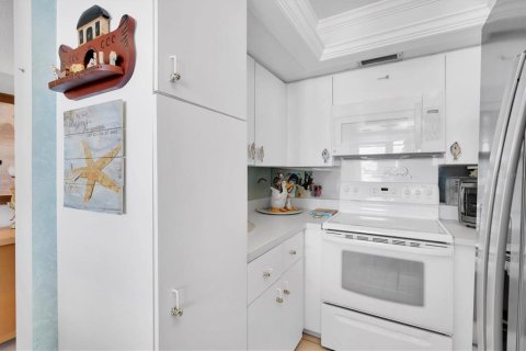 Condominio en venta en Redington Shores, Florida, 2 dormitorios, 134.71 m2 № 1642889 - foto 8