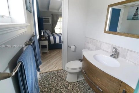 Villa ou maison à louer à Fort Lauderdale, Floride: 3 chambres, 144 m2 № 2153783 - photo 11