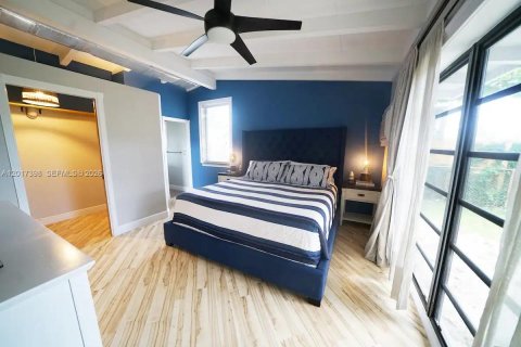 Villa ou maison à louer à Fort Lauderdale, Floride: 3 chambres, 144 m2 № 2153783 - photo 17