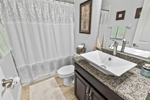 House in Fish Hawk, Florida 4 bedrooms, 305 sq.m. № 2156041 - photo 16