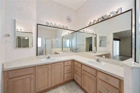Villa ou maison à vendre à Lady Lake, Floride: 3 chambres, 183.85 m2 № 2209019 - photo 27
