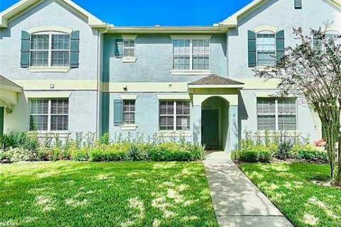 Townhouse in Windermere, Florida 2 bedrooms, 121.79 sq.m. № 2351582