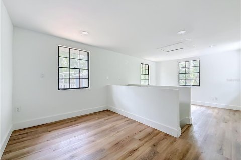 Casa en venta en Tampa, Florida, 4 dormitorios, 144.46 m2 № 2114663 - foto 26