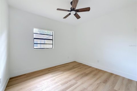 Casa en venta en Tampa, Florida, 4 dormitorios, 144.46 m2 № 2114663 - foto 14