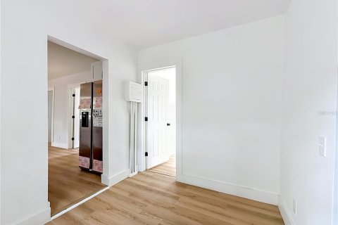 Casa en venta en Tampa, Florida, 4 dormitorios, 144.46 m2 № 2114663 - foto 24