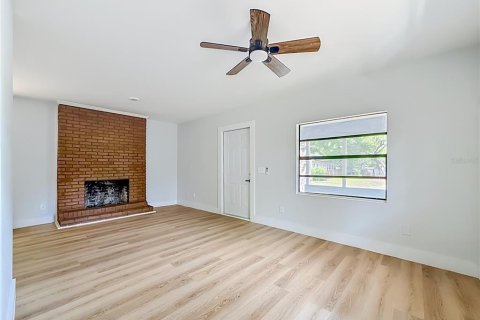 Casa en venta en Tampa, Florida, 4 dormitorios, 144.46 m2 № 2114663 - foto 7