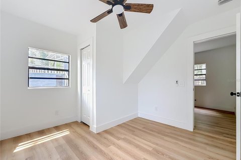 Casa en venta en Tampa, Florida, 4 dormitorios, 144.46 m2 № 2114663 - foto 17