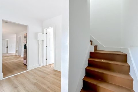 Casa en venta en Tampa, Florida, 4 dormitorios, 144.46 m2 № 2114663 - foto 25