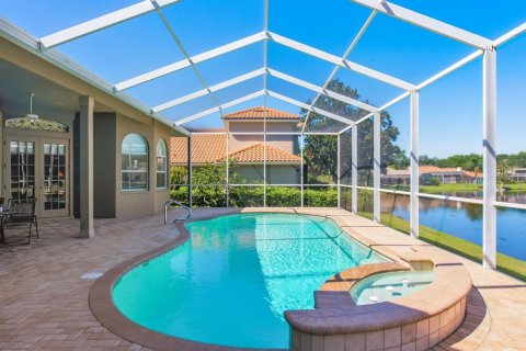 Villa ou maison à vendre à Palm Harbor, Floride: 4 chambres, 303.6 m2 № 2418749 - photo 4