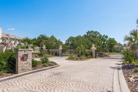 Villa ou maison à vendre à Palm Harbor, Floride: 4 chambres, 303.6 m2 № 2418749 - photo 6