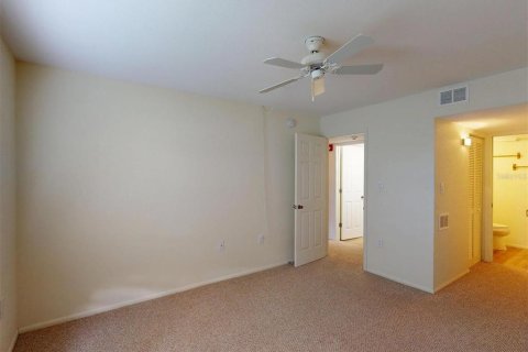 Condo in Port Charlotte, Florida, 2 bedrooms  № 1843202 - photo 17