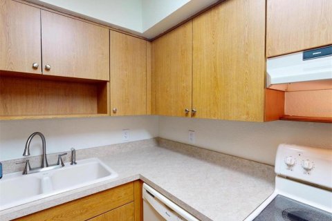 Condo in Port Charlotte, Florida, 2 bedrooms  № 1843202 - photo 8