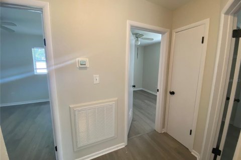 Casa en alquiler en Tampa, Florida, 3 dormitorios, 75.81 m2 № 1824550 - foto 18