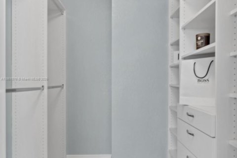 Casa en alquiler en Miramar, Florida, 5 dormitorios, 335.56 m2 № 1890437 - foto 14