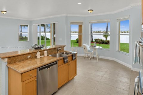 Casa en alquiler en Miramar, Florida, 5 dormitorios, 335.56 m2 № 1890437 - foto 7