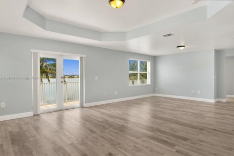 Casa en alquiler en Miramar, Florida, 5 dormitorios, 335.56 m2 № 1890437 - foto 10