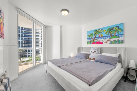 Copropriété à vendre à Sunny Isles Beach, Floride: 2 chambres, 117.99 m2 № 1927735 - photo 3
