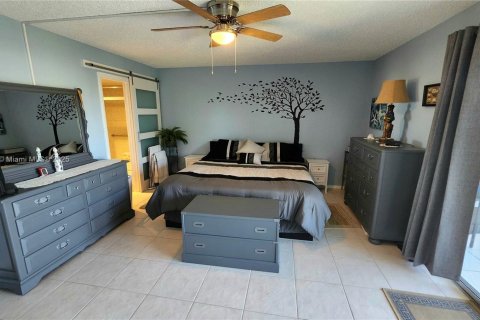 Condominio en venta en Deerfield Beach, Florida, 1 dormitorio, 68.56 m2 № 1691386 - foto 21
